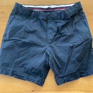 Amazon Essentials Short